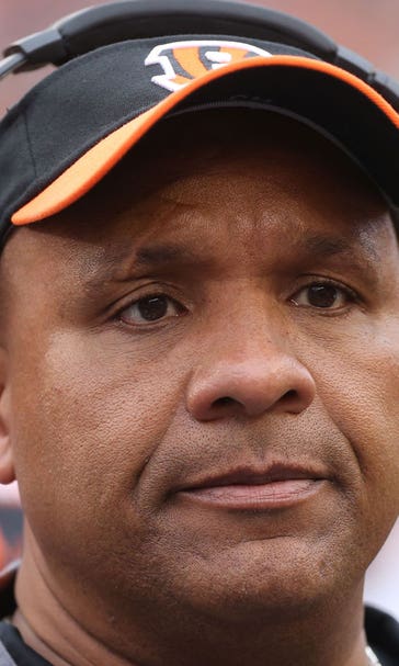 Browns hire Hue Jackson as coach, team's 8th since 1999